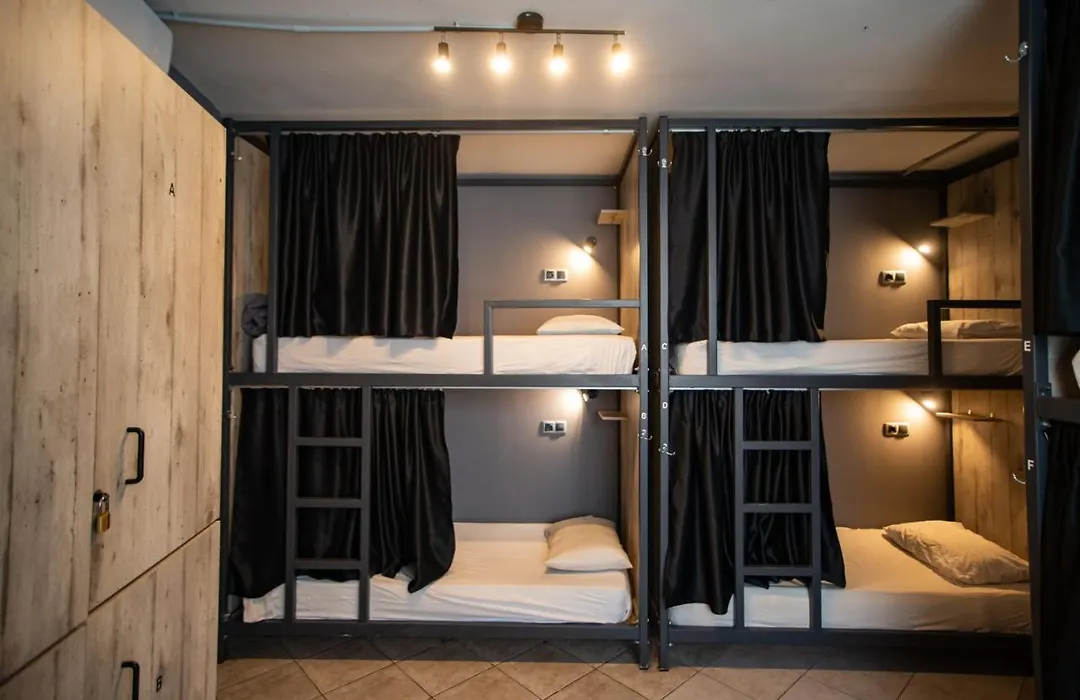 Bedway Athens Hostel-1
